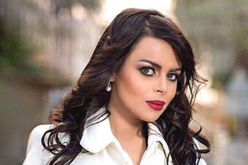 "أولى من الفئران والقرود".. فنانة سعودية تقترح استخدام السجناء كحقل تجارب (فيديو)
