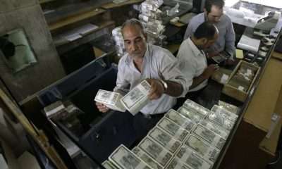 سكان إدلب يتعاملون بالليرة التركية بعد انهيار العملة السورية