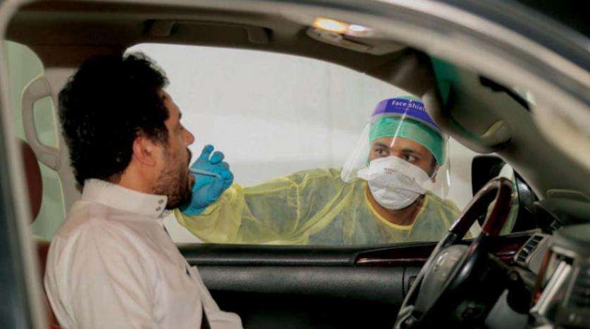 السعودية تسجل اليوم أعلى ارتفاع يومي في إصابات كورونا منذ تفشي الفيروس في المملكة