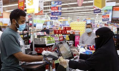 السعودية.. محاولة سطو على متجر تتحول إلى كابوس (شاهد)