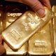 للمرة الأولى منذ عام 2011... سعر أونصة الذهب يتجاوز 1800 دولار