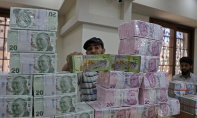 سعر الليرة السورية والتركية مقابل الدولار في سوريا يوم السبت