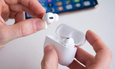 لا تريد أن تسمع ازعاج العالم حولك؟ إليك 6 طرق لتفعيل خاصية إلغاء الضجيج في سماعات AirPods Pro
