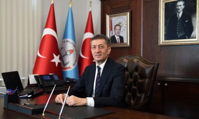 بدء تطعيم المعلمين ضد فيروس كورونا في تركيا ... صورة