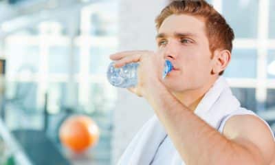 5 علامات تدل على أنك تشرب الماء أكثر من اللازم