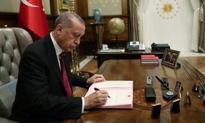 أردوغان يوقع على قرار سار لفئة العمال في تركيا