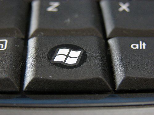 مفتاح Windows في لوحة المفاتيح لا يعمل؟ إليك 8 أسباب