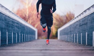 10 رياضات نمارسها يومياً تعود أصولها إلى اليونان القديمة.. الجري والقفز أحدها