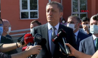 وزير التعليم التركي يعلن عدد أجهزة الحواسيب المحمولة التي ستوزع مجاناً