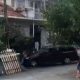 حادث مثير للدهشة في اسطنبول.. مهاجمة زوج لمنزل تختبئ فيه زوجته (شاهد)