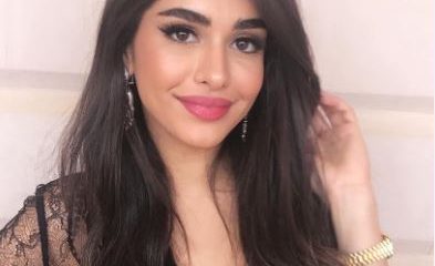بعد ضجة صورتها "المخلة" مع حبيبها.. فيديو جديد لنجمة سعودية يثير جدلا!