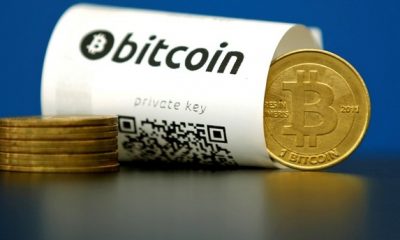 بيتكوين تقترب من أعلى مستوياتها