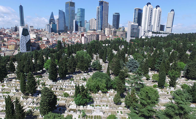 السوق السوداء في القبور.. بيع قبر ب2 مليون ليرة في إسطنبول