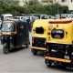 بسبب “توك توك”.. معركة وحرب شوارع في مصر ... فيديو