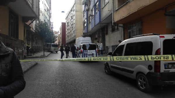 امرأة تقتل والدتها بمساعدة زوجها في إسطنبول
