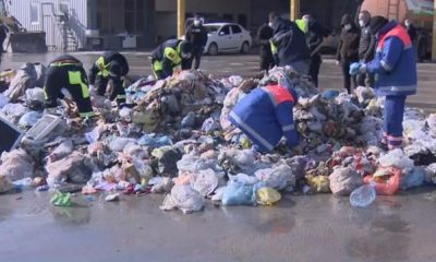 استنفار عمال البلدية في اسطنبول بعد العثور على قطع ذهبية في القمامة