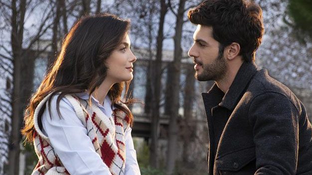 مسلسل جانبي الأيسر الحلقة 6 مترجمة قصة عشق