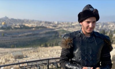 منشد فلسطيني يعد أغنية على ألحان "قيامة أرطغرل"