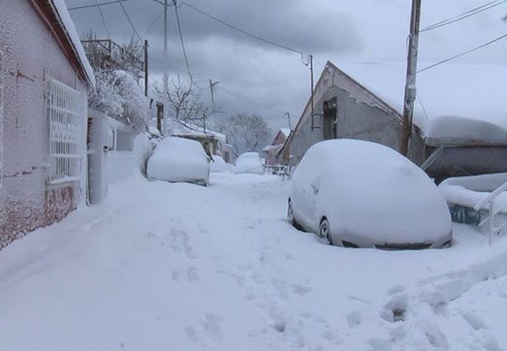 بالفيديو.. الثلوج تبتلع مدناً تركية ويصل ارتفاعها إلى متر ونصف