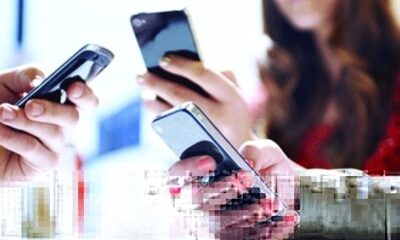 قالت له “بحبك”… فيديو لمكالمة بين رئيس عربي وشابة يشغل مواقع التواصل