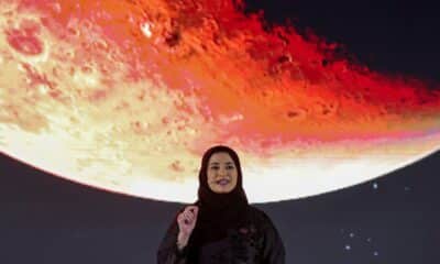وزيرة إماراتية تغرد باللغة التركية