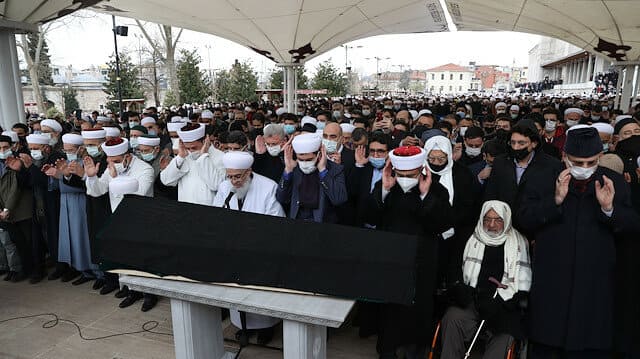 تركيا اليوم إسطنبول.. تشييع العلامة السوري "الصابوني" لمثواه الأخير إسطنبول.. تشييع العلامة السوري "الصابوني" لمثواه الأخير