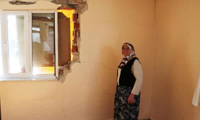 تركية تتعرض لحادث وهي نائمة في منزلها !