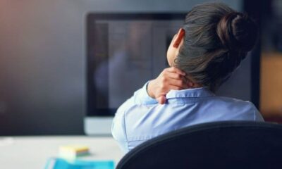 5 مشكلات يسببها الجلوس أمام الكمبيوتر لفترات طويلة