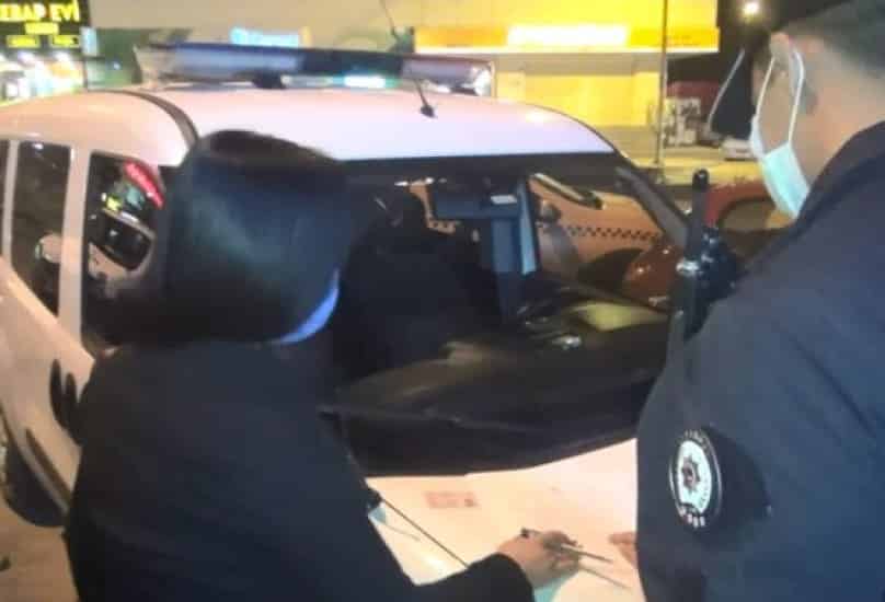 تركيا اليوم بالفيديو: تغريم 10 أجانب لخرقهم حظر التجول في أسنيورت بالفيديو: تغريم 10 أجانب لخرقهم حظر التجول في أسنيورت