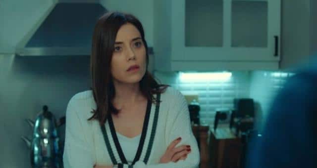 مسلسل الخائن الحلقة 49 مترجمة قصة عشق