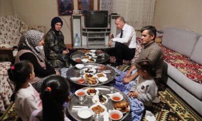 بالصور...أردوغان يحل ضيفاً على مائدة إفطار مواطن تركي