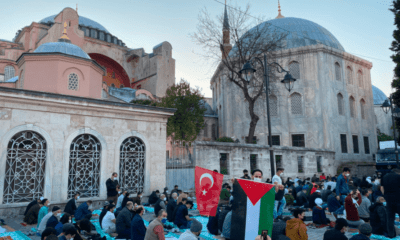 إقامة صلاة عيد الفطر في آيا صوفيا باسطنبول لأول مرة منذ 87 عامًا (شاهد)
