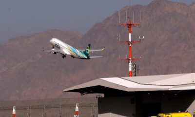 المقاومة تقصف مطار “رامون” والضيف يدعو شركات الطيران لوقف رحلاتها إلى فلسطين