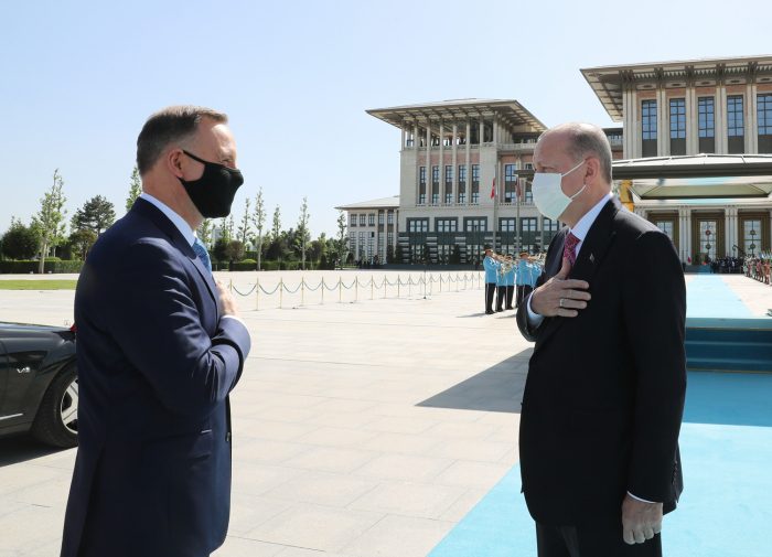 أردوغان يستقبل نظيره البولندي بمراسم رسمية في أنقرة