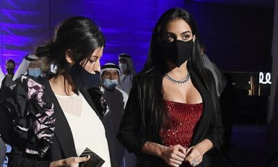 بعدسة جورجينا.. إطلالة مع رونالدو على أغلى شرفة