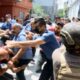 مواطن تركي يطلق النار على المارة والسيارات في أضنة ويسبب فوضى في المنطقة