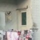 فيديو لأب يعلق طفله بالسقف في إسطنبول يثير ردود فعل غاضبة