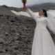 فتاة تركية تعلن زواجها من جبل .. فيديو