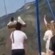 فيديو الأرجوحة المرعبة.. تفاصيل الحادث ومصير السيدتين بعد السقوط