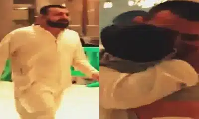 مشهد مؤثر للغاية.. أب فقد طفله في ساحات الحرم وهذه ردة فعله عندما عثر عليه مع رجال الأمن (فيديو)