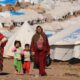 موقع أمريكي: 3 أسباب لرفض السوريين العودة من لبنان رغم انهياره الاقتصادي