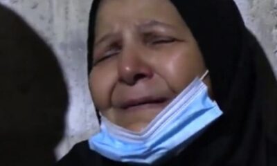 فيديو مؤثر لوالدة الشاب الجزائري “المقتول حرقاً” بتهمة إشعال النيران في الغابات