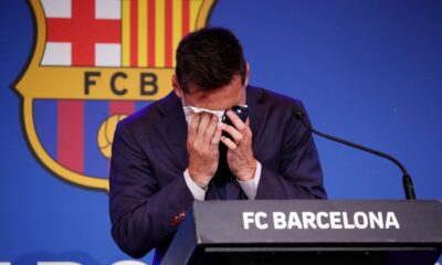 ميسي يودع برشلونة بالدموع (فيديو)