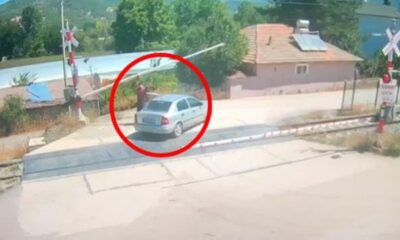 لحظات مرعبة.. سائق تركي ينجو من الموت في اللحظات الأخيرة (فيديو)