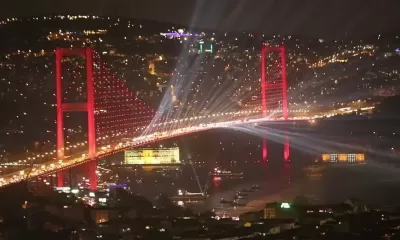 تجربة السير في الجسر المضيء ليلا اسطنبول تركيا turkia turkish