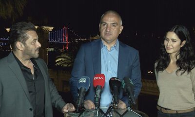استضافة ممثلين هنديين في إسطنبول، وهذا أبرز ما قالوه عن تركيا.. فيديو