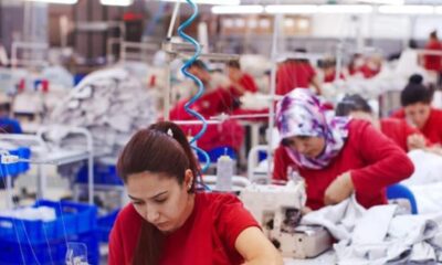 وزارة العمل تفرض إجراءات جديدة على الموظفين غير الملقحين