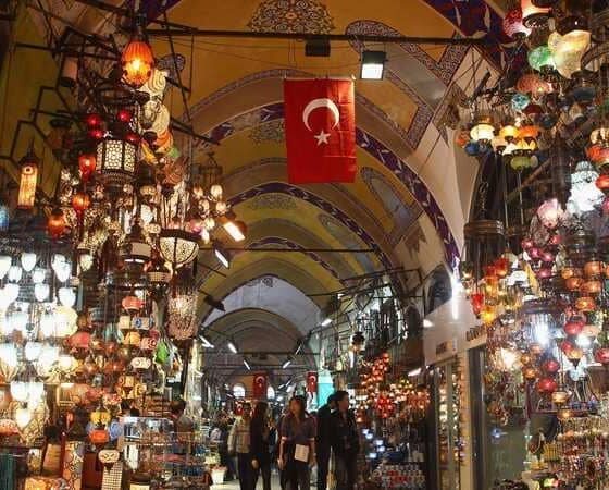 البنك المركزي التركي يرفع توقعاته بشأن التضخم لنهاية عام 2025