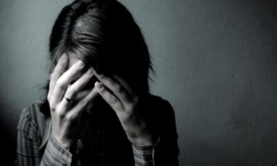 لسبب صادم.. شاب يقدم على بيع زوجته لرجل خمسيني