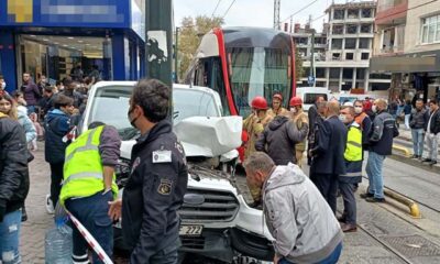 حادث مفجع يعطل خدمات " ترام فاي" في إسطنبول... صور